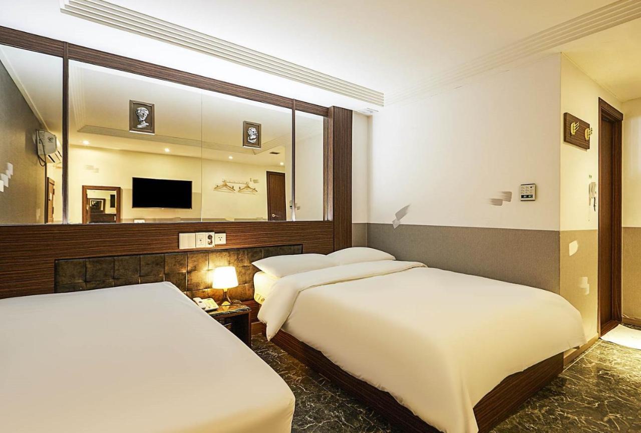 Friendly Dh Naissance By Mindrum Group Hotel